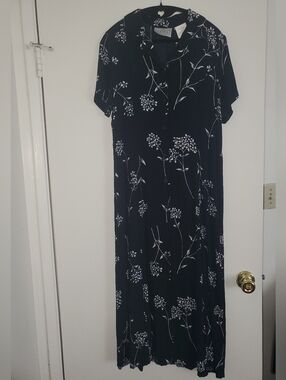 Vintage Navy Floral Button-Front Maxi Dress
